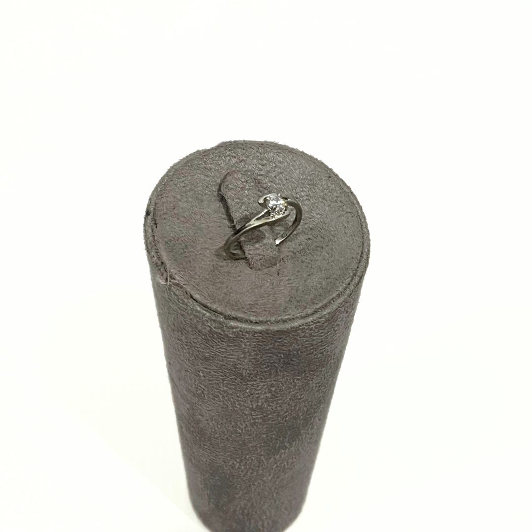 WOMENS RING
