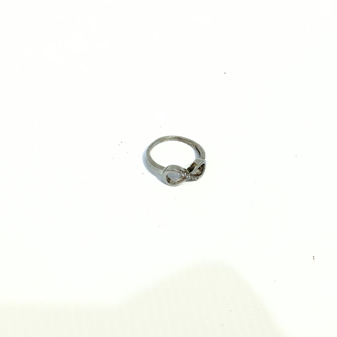 WOMENS RING