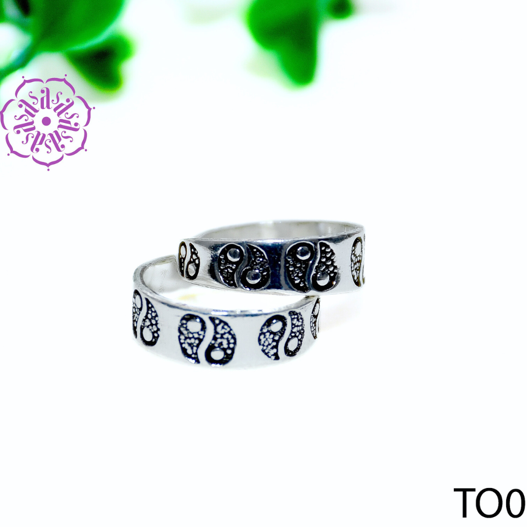 TOE RING