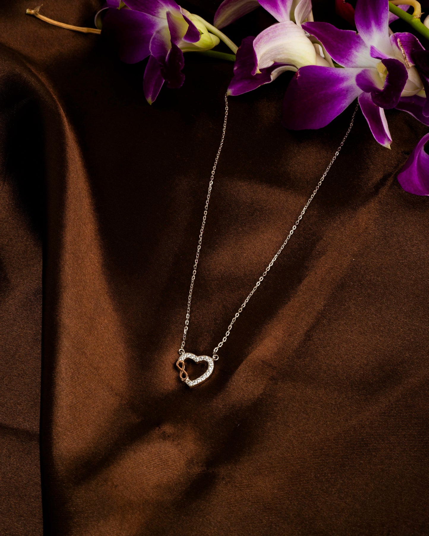 HEART INFINITY PENDANT CHAIN