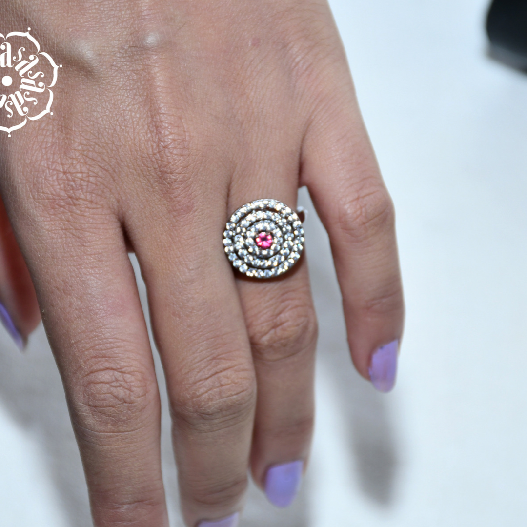 WOMEM’S RING