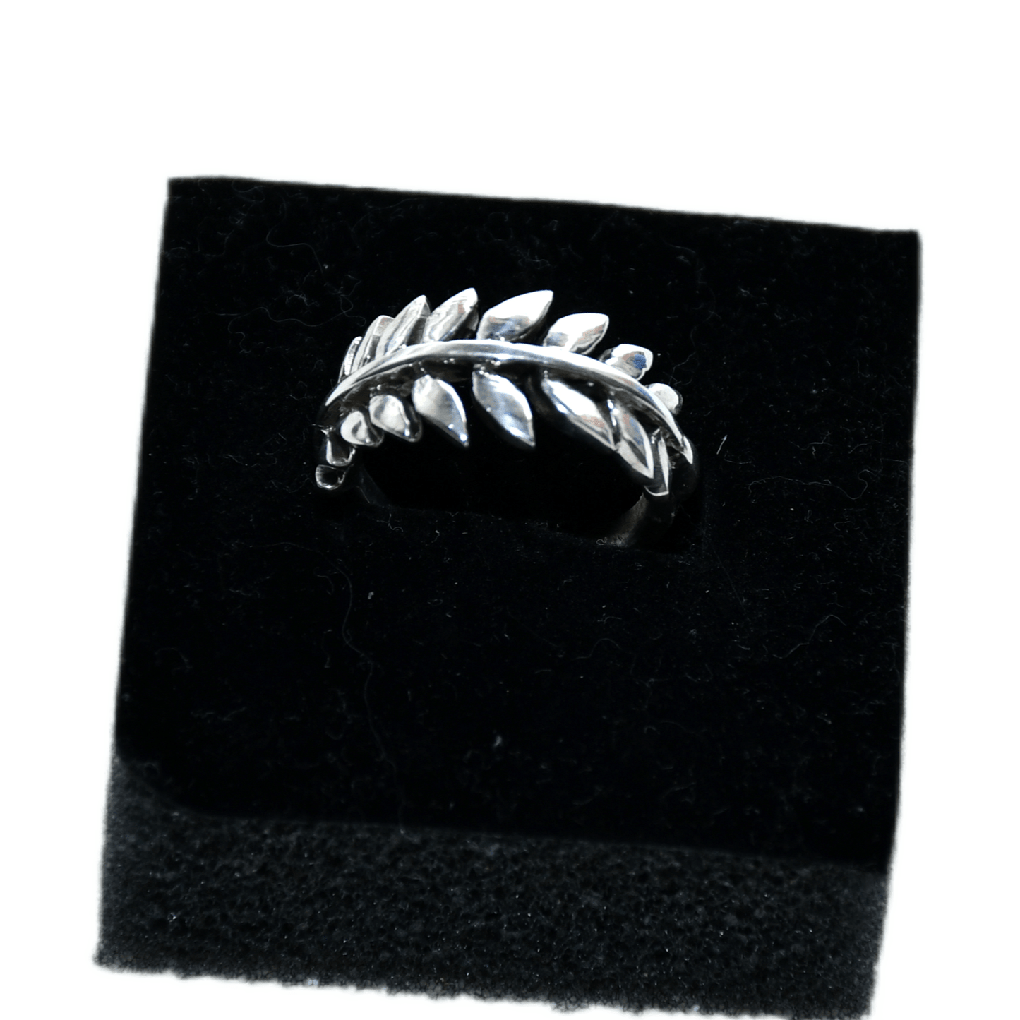 LEAF PATTERN WOMEN'S RING