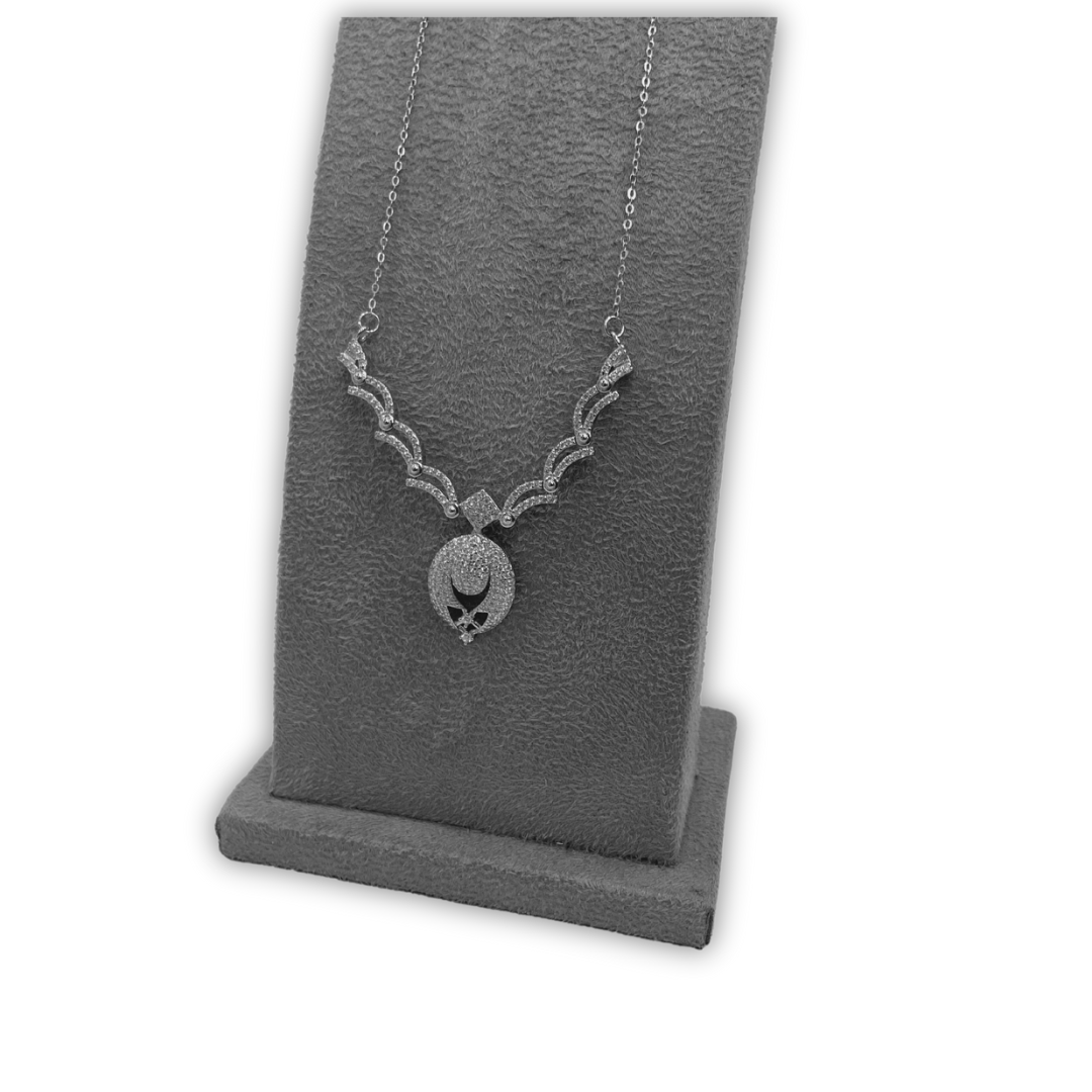 CLARA PENDANT CHAIN