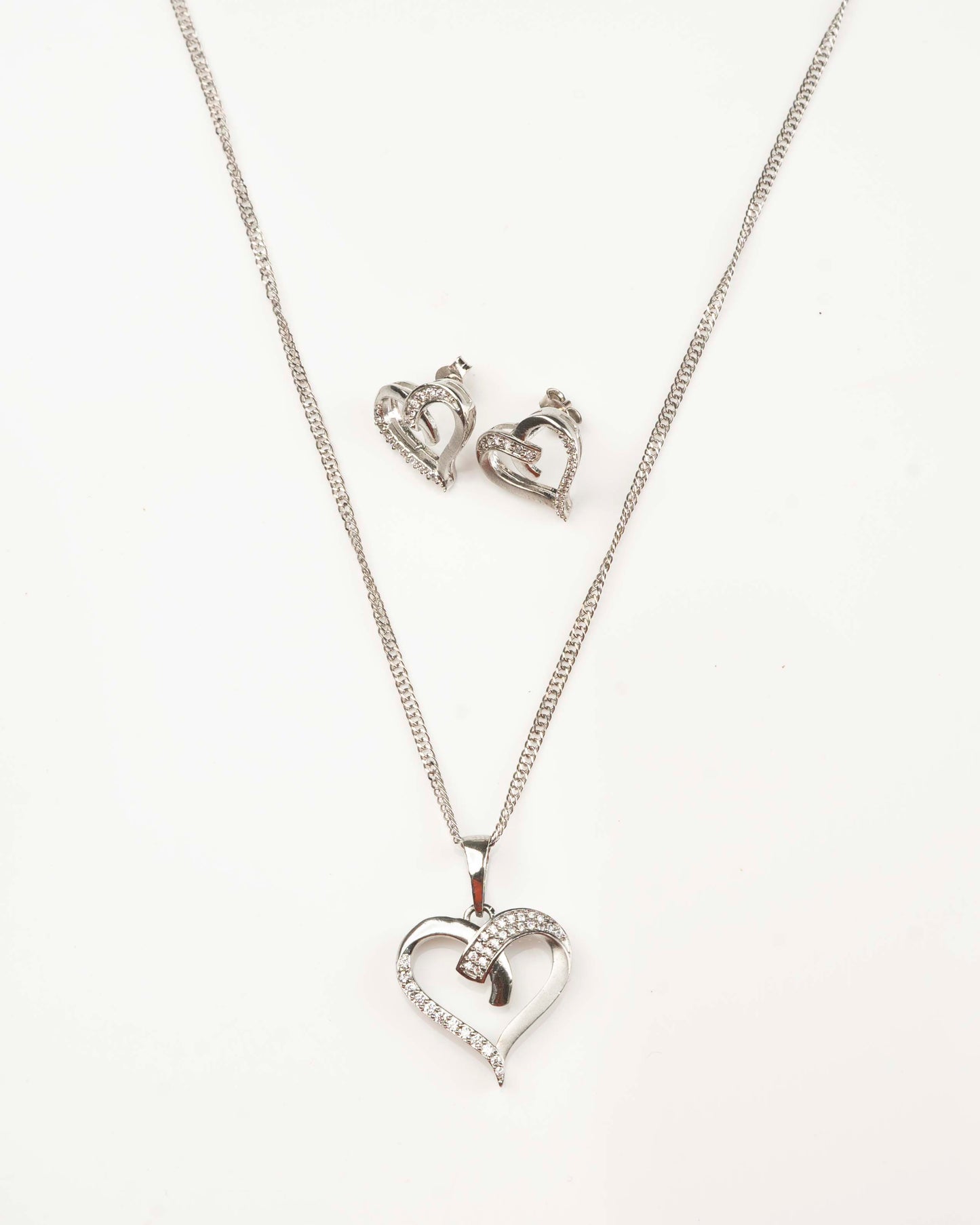 HEART PENDANT CHAIN SET