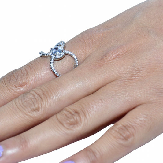 WOMEN’S RING