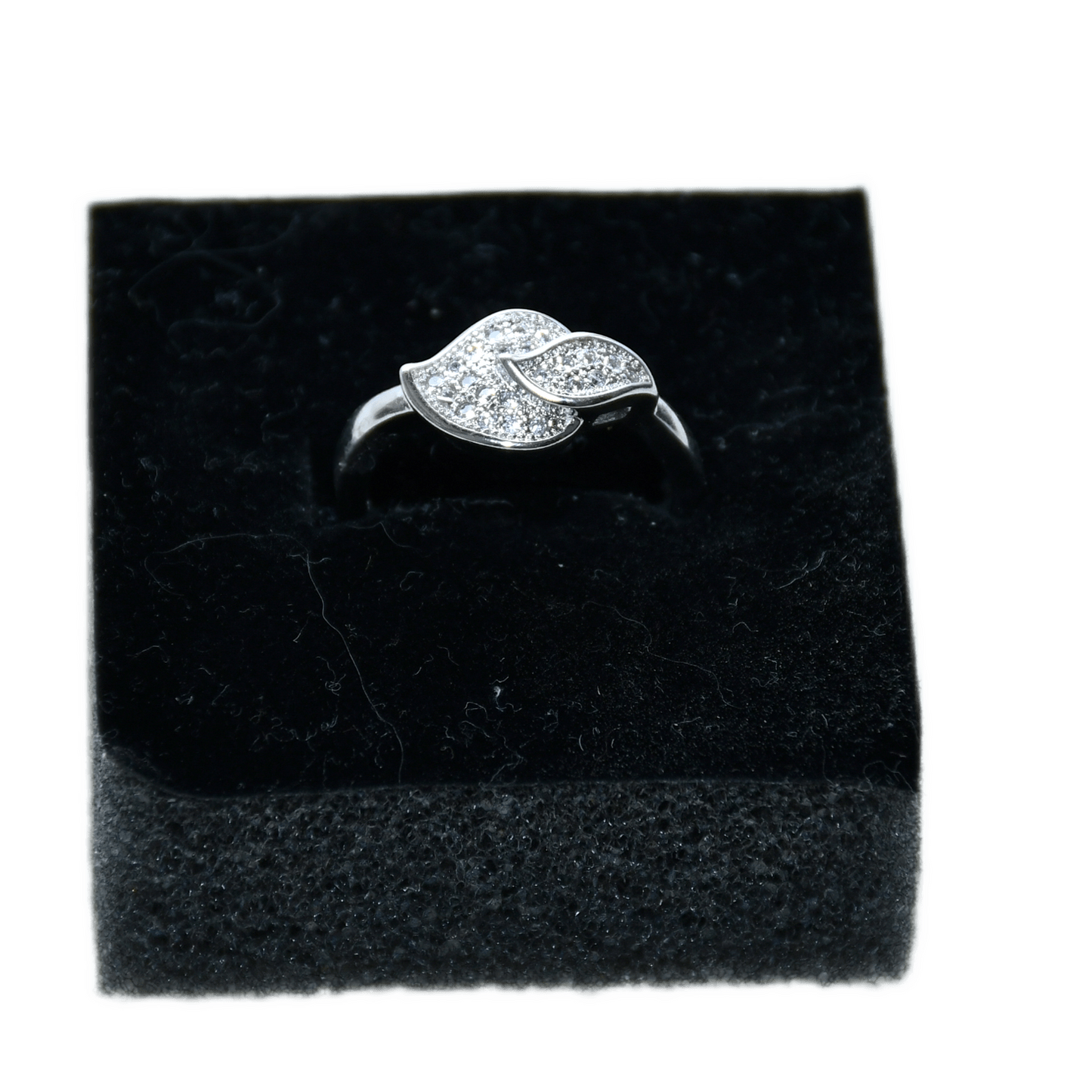 WOMEN RING
