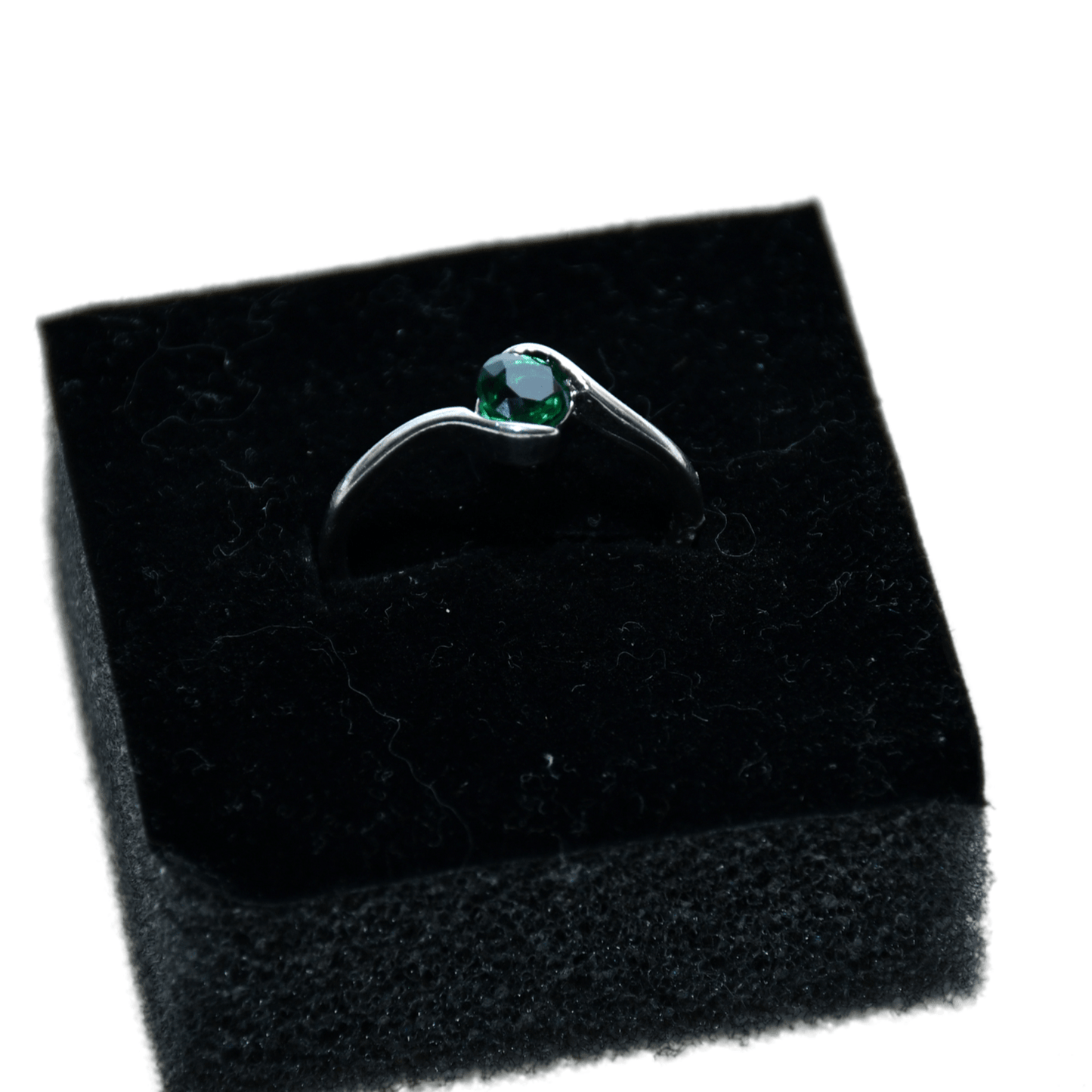 PLAIN GREEN STONE WOMEN'S RING